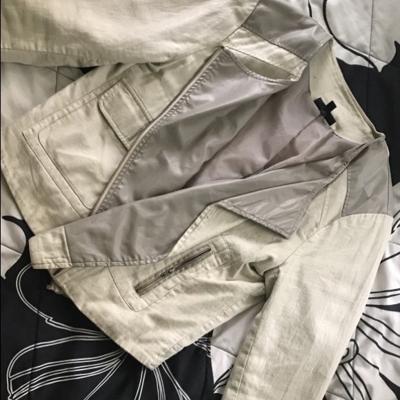 jacket - Picture 2 of 2